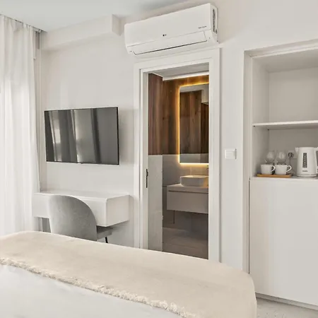 Phaedrus Living: Seaside Residences 04 Апартаменты Лимасол